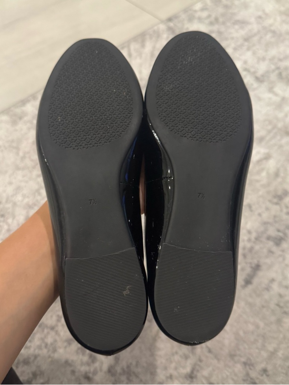 Tory Burch Black Patent Leather Logo Ballet Flats with Gold Emblem - Picture 5 of 8